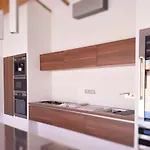 Vila **** Casa Di Fiumu **** *